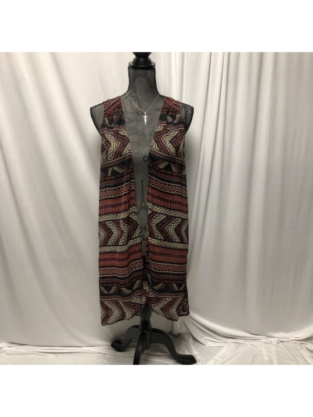 Maurices Sleeveless Boho Vest Womens Size Small Medium Sheer Open Front Cardigan